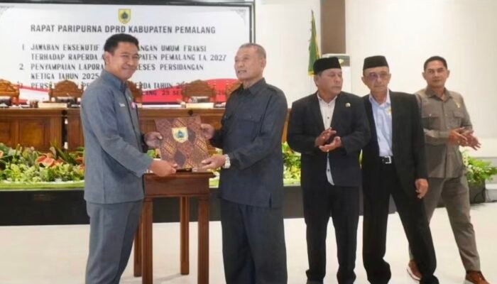 Gelar Rapat Paripurna DPRD Pemalang Bahas Raperda APBD 2027
