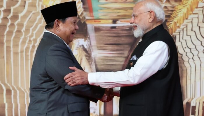 Peluk Hangat PM Modi Sambut Prabowo di KTT BRICS, Simbol Persahabatan Erat Kedua Pemimpin