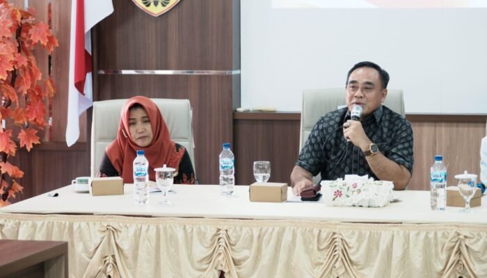 Sentil Pelayanan RSUD dr M Ashari, Plt Bupati Pemalang: Pasien Antre Jangan Ditelantarkan!