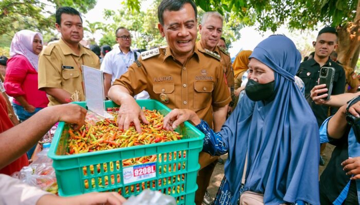 Cabai Tembus Rp90 Ribu, Pemprov Jateng Gelar Pasar Murah