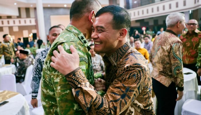 Pangdam IV/Diponegoro Berganti, Gubernur Ahmad Luthfi: Sinergi TNI-Pemda Kunci Utama Pertumbuhan Ekonomi Jateng
