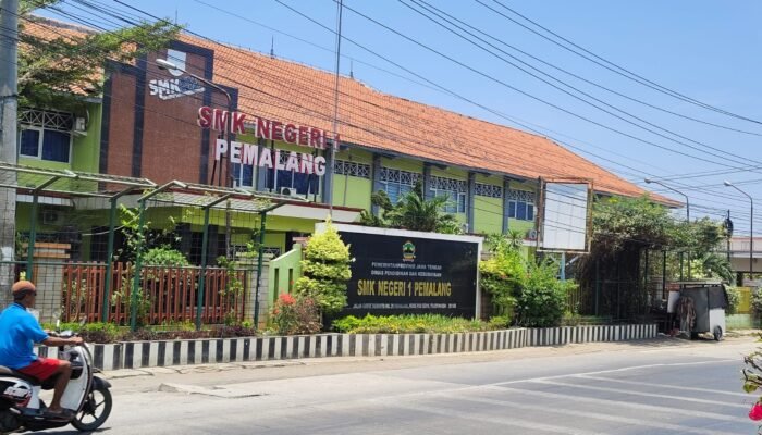 BTPN Syariah Gelar Rekrutmen di SMKN 1 Pemalang, Buka Jalur Karier Karyawan Berhadiah Umrah