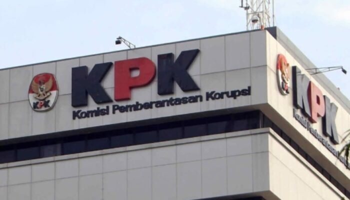 Dugaan Korupsi Dana Bencana: KPK Ringkus Sestama BNPB dalam OTT, Sita Rp1,4 Miliar dan Emas